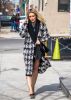 Hilary_Duff_sul_set_di_Younger_NYC_stagione_4_03042017_1.jpg
