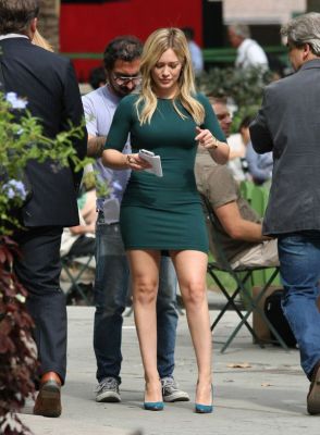 Hilary Duff in Younger
