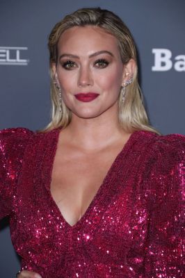 Hilary Duff Red Carpet al Gala Baby2Baby
