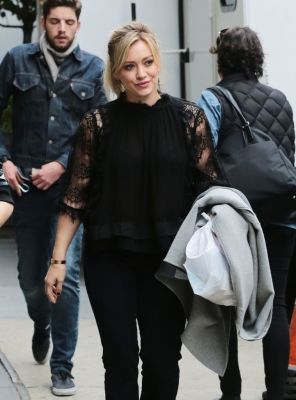Hilary Duff sul set di Younger a New York
Parole chiave: serie tv