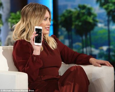 Hilary da Ellen DeGeneres
Parole chiave: iPhone