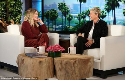Hilary da Ellen DeGeneres
Parole chiave: iPhone