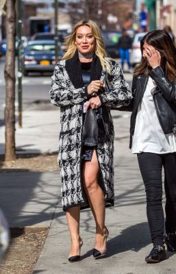 Hilary Duff sul set di Younger
Parole chiave: new york