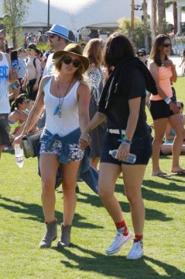 Hilary Duff al Coachella Music Festival 12 aprile 2014 con Mike, Alanna e amici
