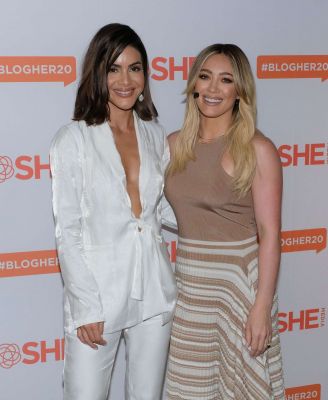 Hilary Duff panel Health
Parole chiave: veeda