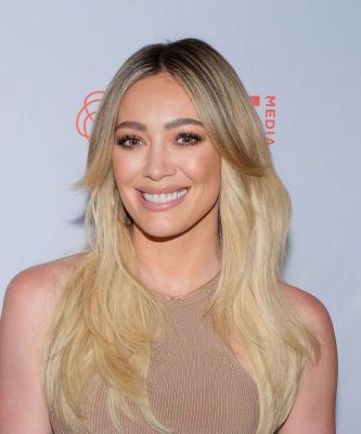 Hilary Duff panel Health
Parole chiave: veeda