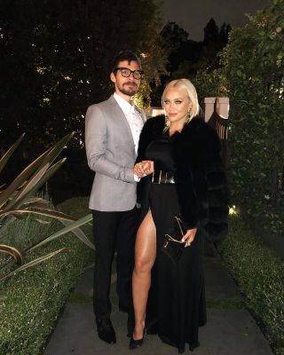 Golden Globe 2019 Instyle e WB Party
Parole chiave: Red Carpet