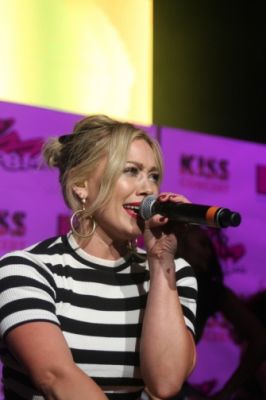 Kiss Concert 2015, Hilary Duff Live
Parole chiave: radio