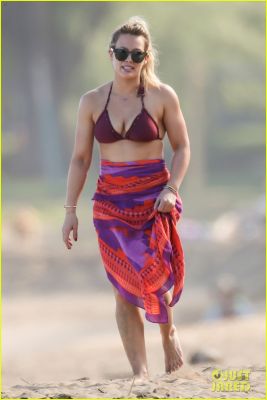 Hilary Duf alle Hawaii
Parole chiave: bikini