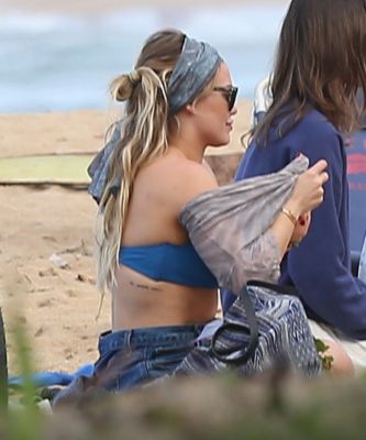 Hilary Duf alle Hawaii
Parole chiave: bikini