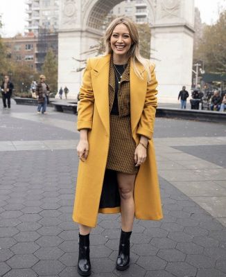 Hilary Duff sul set di Lizzie McGuire
Parole chiave: lizzie