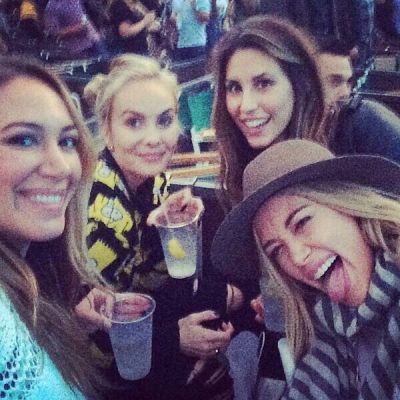Hilary con amici e Lea Michele al concerto di Bruno Mars
Parole chiave: lea michele