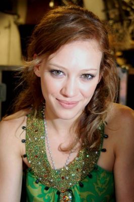 hilaryd-dot-org_livewithregisandkelly-2006jun27-001.jpg