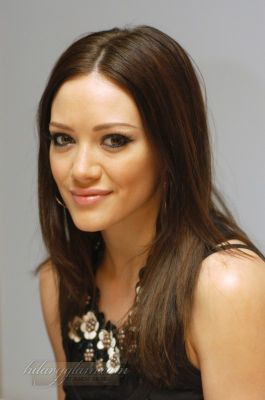 Hilary Duff alla conferenza stampa per l'uscita di Dignity in Italia
