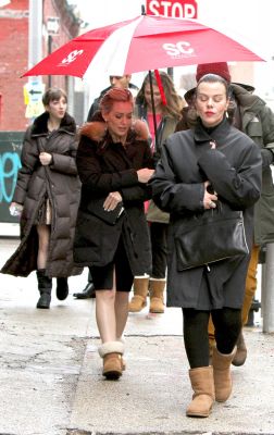 Hilary Duff sul set di Younger a New York

