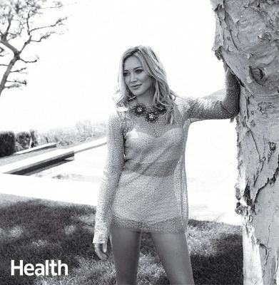 Servizio fotografico di Cliff Watts per Health (Dicembere 2014)
Health Magazine dedica la copertina di Dicembere a Hilary Duff
