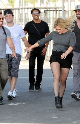Sul set di All About You (4/9/2014)
Hilary Duff sul set del video musicale di "All About You"
