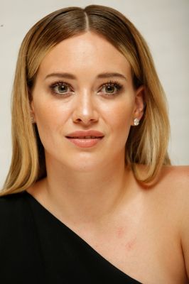 Younger, Press Conference
