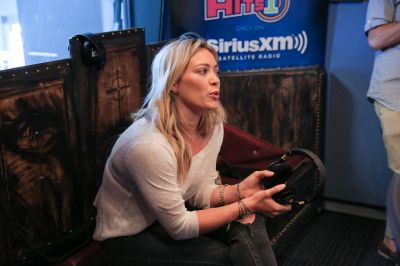 Hilary Duff ospite in radio a The Morning Mash Up
