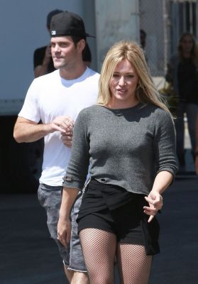 Sul set di All About You (4/9/2014)
Hilary Duff sul set del video musicale di "All About You"
