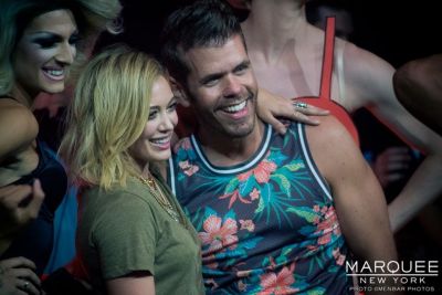 Presentazione di Chasing the Sun
Hilary Duff presenta il nuovo singolo "Chasing the Sun" al Marquee di New York

