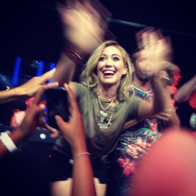 Presentazione di Chasing the Sun
Hilary Duff presenta il nuovo singolo Chasing the Sun al Marquee di New York
