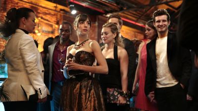 Hilary Duff in Younger (Episodio "Hot Mitzvah")
