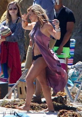 Video primo singolo 11 luglio 2014
Sul set del nuovo video musicale di Hilary Duff, girato a Malibu (11/7/2014)
