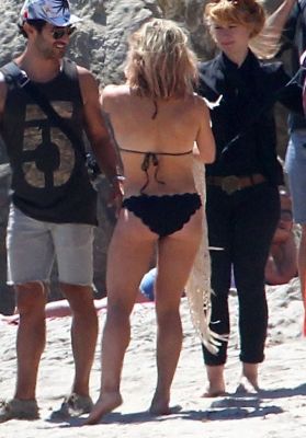 Video primo singolo 11 luglio 2014
Sul set del nuovo video musicale di Hilary Duff, girato a Malibu (11/7/2014)
