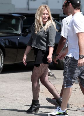Sul set di All About You (4/9/2014)
Hilary Duff sul set del video musicale di "All About You"
