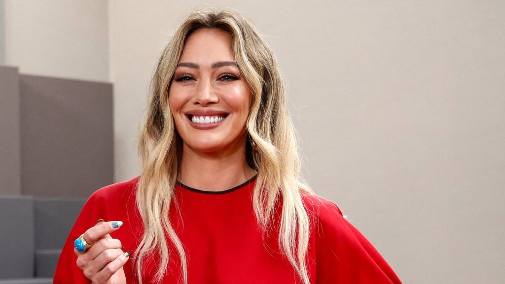 hilary duff milano fashion week fendi 3